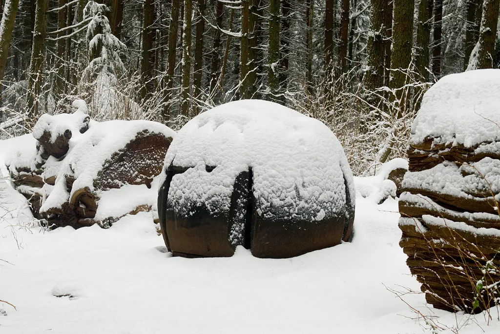 Listen in snow